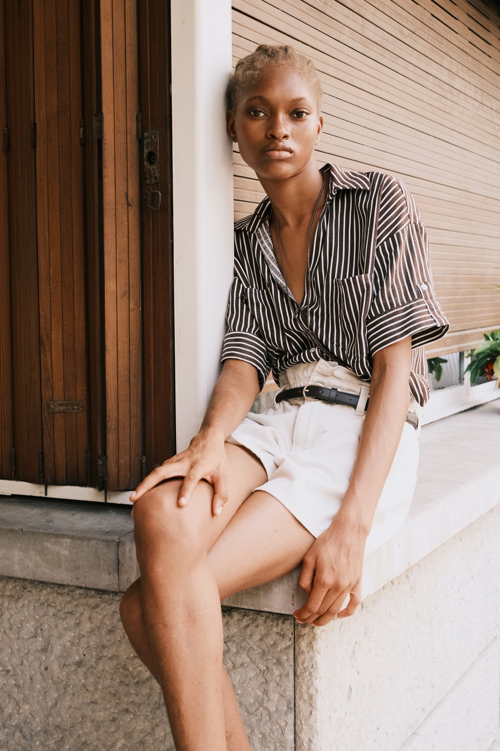 Exemple book mannequin : plan plein pied en extérieur à Paris